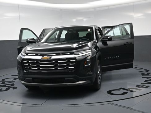 Used 2026 Chevrolet Equinox LT FWD image 22