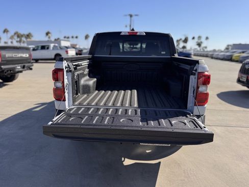 New 2025 Ford Maverick Lariat w/ Black Appearance Package image 13