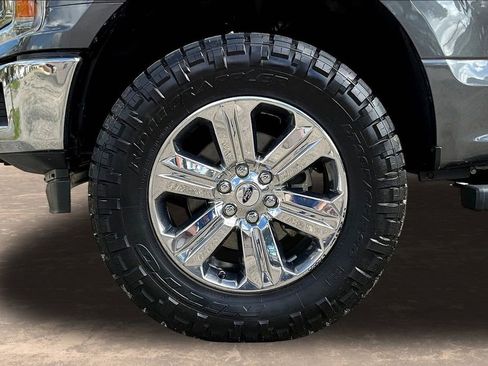 Used 2019 Ford F150 XLT image 37