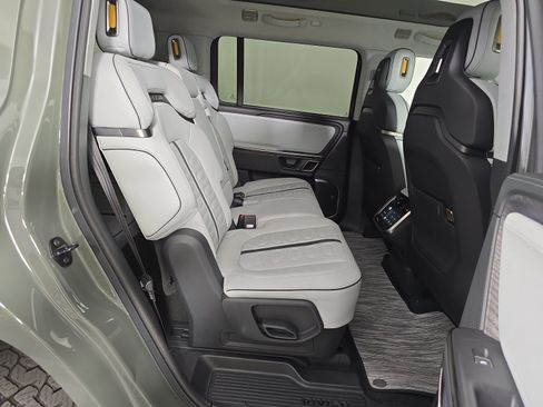 Used 2023 Rivian R1S Launch Edition AWD/4WD image 23