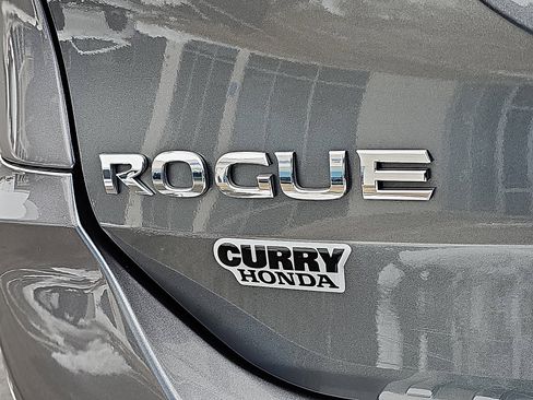 Used 2019 Nissan Rogue SL w/ Premium Package image 36