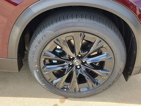 Certified 2025 MAZDA CX-90 Plug-In Hybrid w/Premium Sport image 17