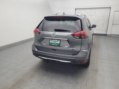 Used 2019 Nissan Rogue S w/ Special Edition Package FWD image 7