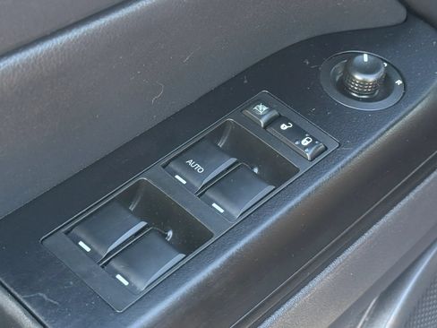 Used 2015 Jeep Patriot Sport w/ Power Value Group AWD/4WD image 23