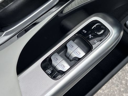 Used 2025 Mercedes-Benz E 53 AMG e 4MATIC Sedan w/ Multicontour Seating Package image 20
