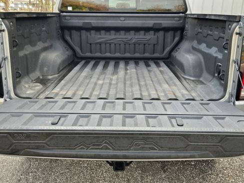 Used 2024 Chevrolet Colorado ZR2 w/ Safety Package image 26