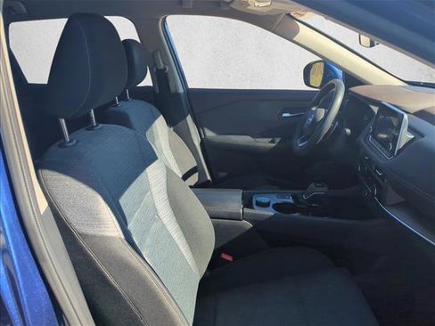 Used 2023 Nissan Rogue SV image 23