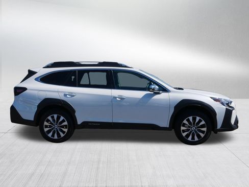 Certified 2025 Subaru Outback Touring XT AWD/4WD image 8
