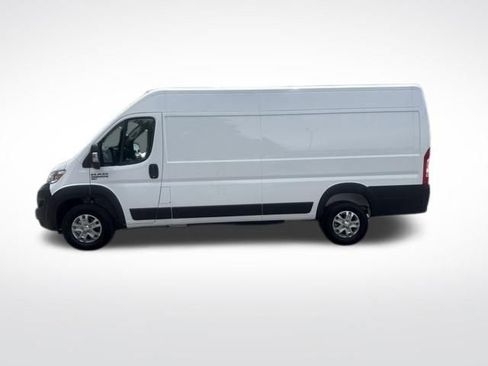 Used 2025 RAM ProMaster 3500 w/ Quick Order Package 24G SLT FWD image 2