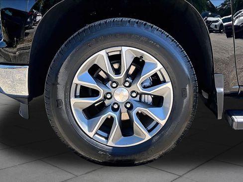 Used 2024 Chevrolet Silverado 1500 LT AWD/4WD image 11