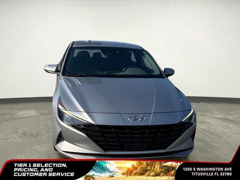 Used 2021 Hyundai Elantra SEL w/ Convenience Package FWD image 16