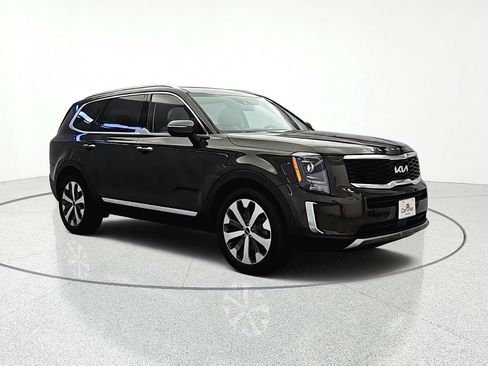 Used 2022 Kia Telluride S AWD/4WD image 9