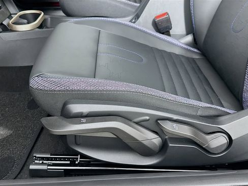 Certified 2025 MINI Cooper 2-Door Hardtop image 20