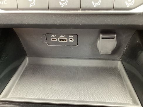 Used 2024 Nissan Altima 2.5 SV image 23