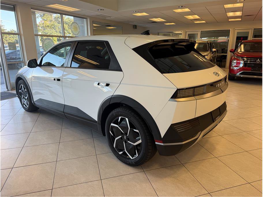 Used 2024 Hyundai Ioniq 5 SEL RWD image 7