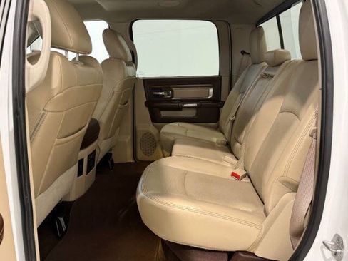 Used 2013 RAM 1500 Laramie w/ Convenience Group AWD/4WD image 10