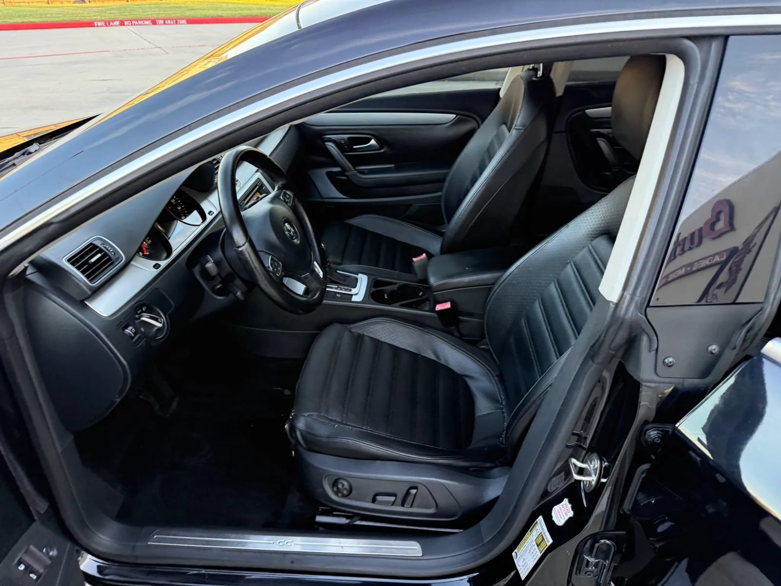 Used 2014 Volkswagen CC R-Line FWD image 12