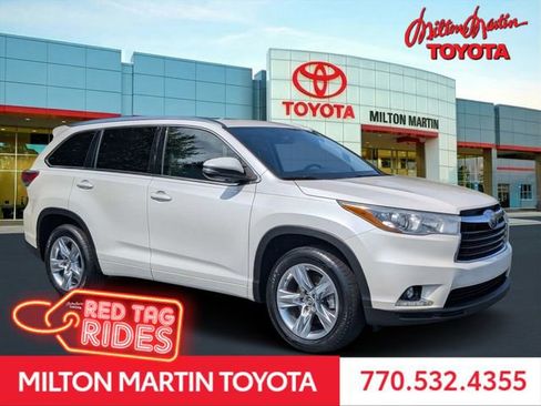 Used 2016 Toyota Highlander Limited w/ Driver Technology Package FWD image 1
