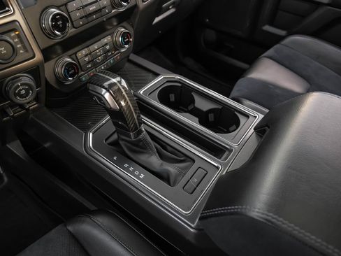 Used 2020 Ford F150 Raptor w/ Equipment Group 802A Luxury image 23