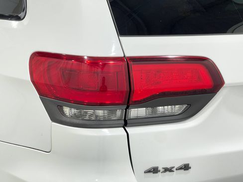 Used 2018 Jeep Grand Cherokee High Altitude AWD/4WD image 34