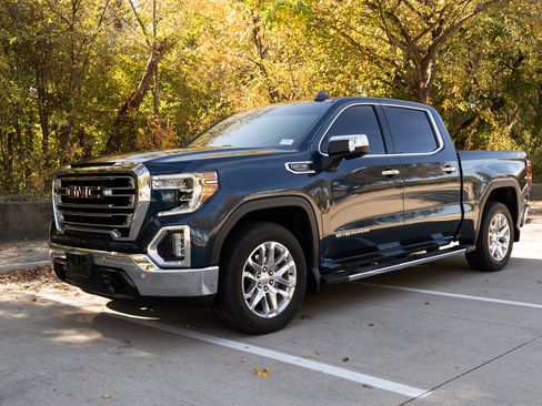 Used 2019 GMC Sierra 1500 SLT w/ SLT Premium Plus Package image 5