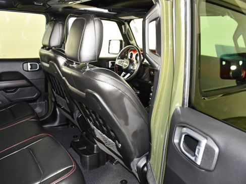 Used 2021 Jeep Wrangler Unlimited Rubicon image 47