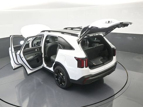 Used 2024 Kia Sorento SX Prestige w/ Sage Leather Package image 94