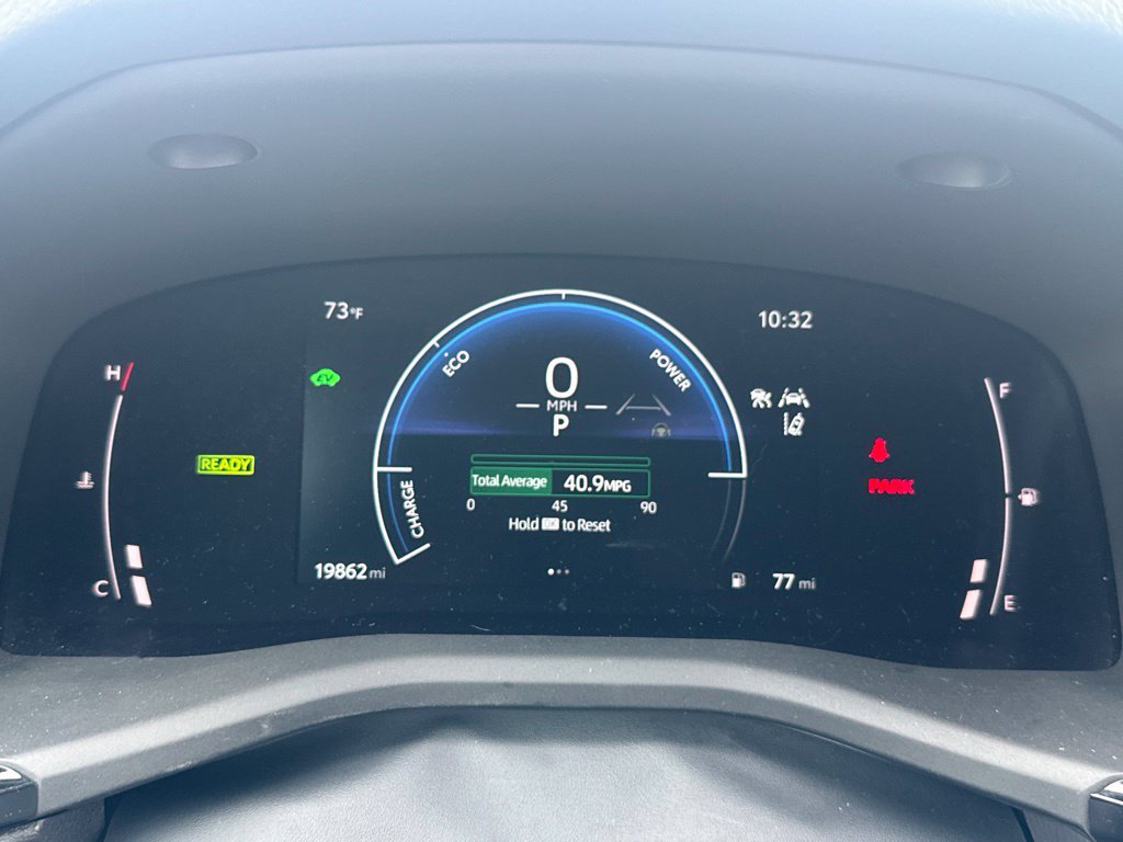 Certified 2025 Toyota Camry SE FWD image 9