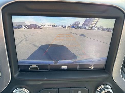 Used 2020 GMC Sierra 1500 SLT w/ SLT Convenience Package image 3