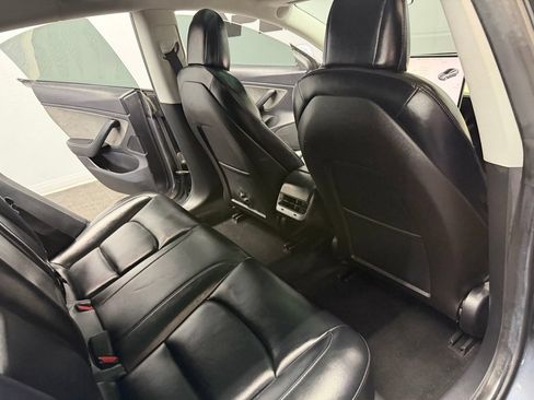 Used 2019 Tesla Model 3 Standard Range Plus RWD image 44