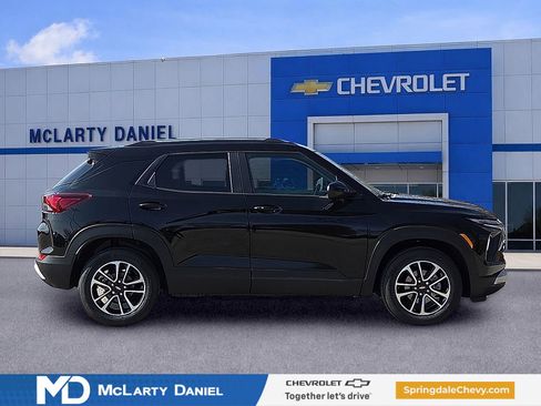 New 2026 Chevrolet TrailBlazer LT w/ LT Cold Weather Package FWD image 6