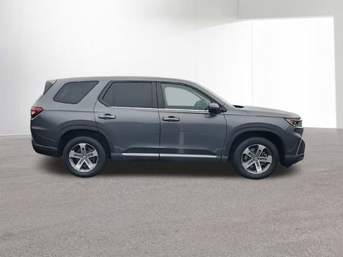 Used 2023 Honda Pilot EX-L image 10