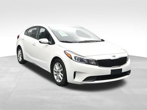 Used 2017 Kia Forte LX w/ LX Popular Package FWD image 7