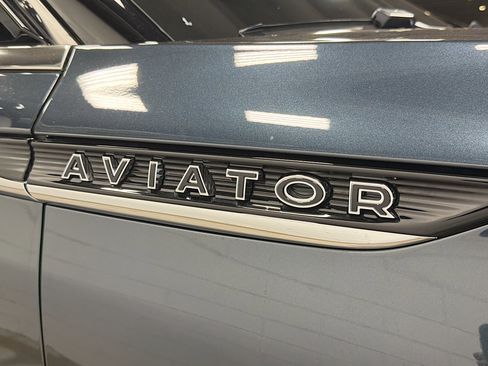 Used 2024 Lincoln Aviator Black Label w/ Class IV Trailer Tow Package image 12