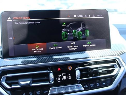 Used 2023 BMW X4 M40i AWD/4WD image 32