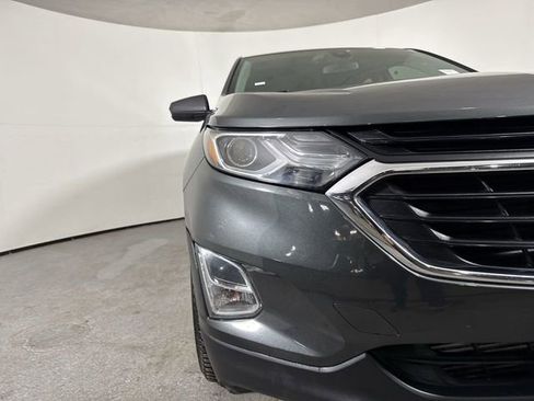 Used 2020 Chevrolet Equinox LS w/ LS Convenience Package image 27