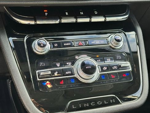 Used 2020 Lincoln Corsair Reserve w/ Equipment Group 201A image 33