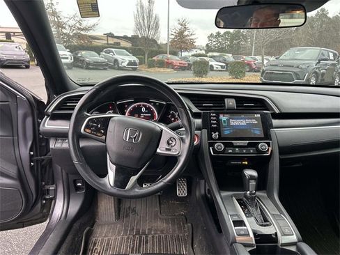 Used 2019 Honda Civic Sport image 4
