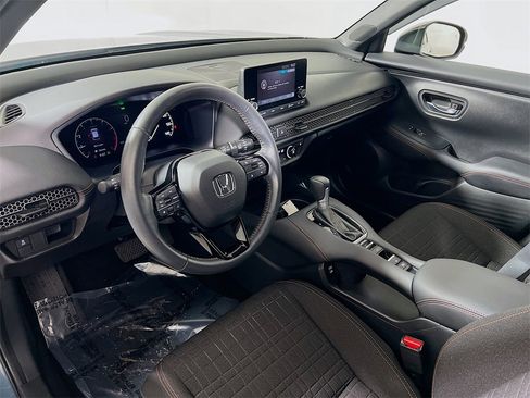 Used 2024 Honda HR-V Sport image 10