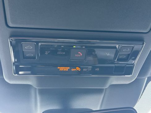 Used 2026 Toyota RAV4 XSE w/ Weather Package AWD/4WD image 30