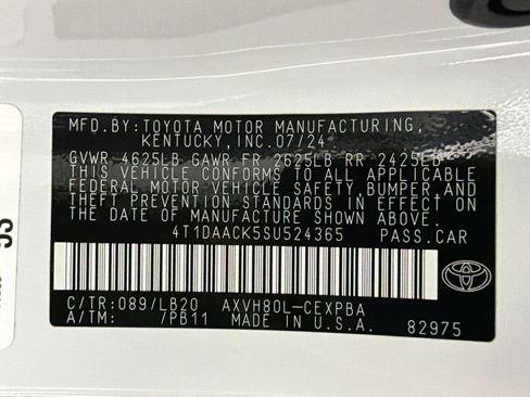 Used 2025 Toyota Camry XSE FWD image 24
