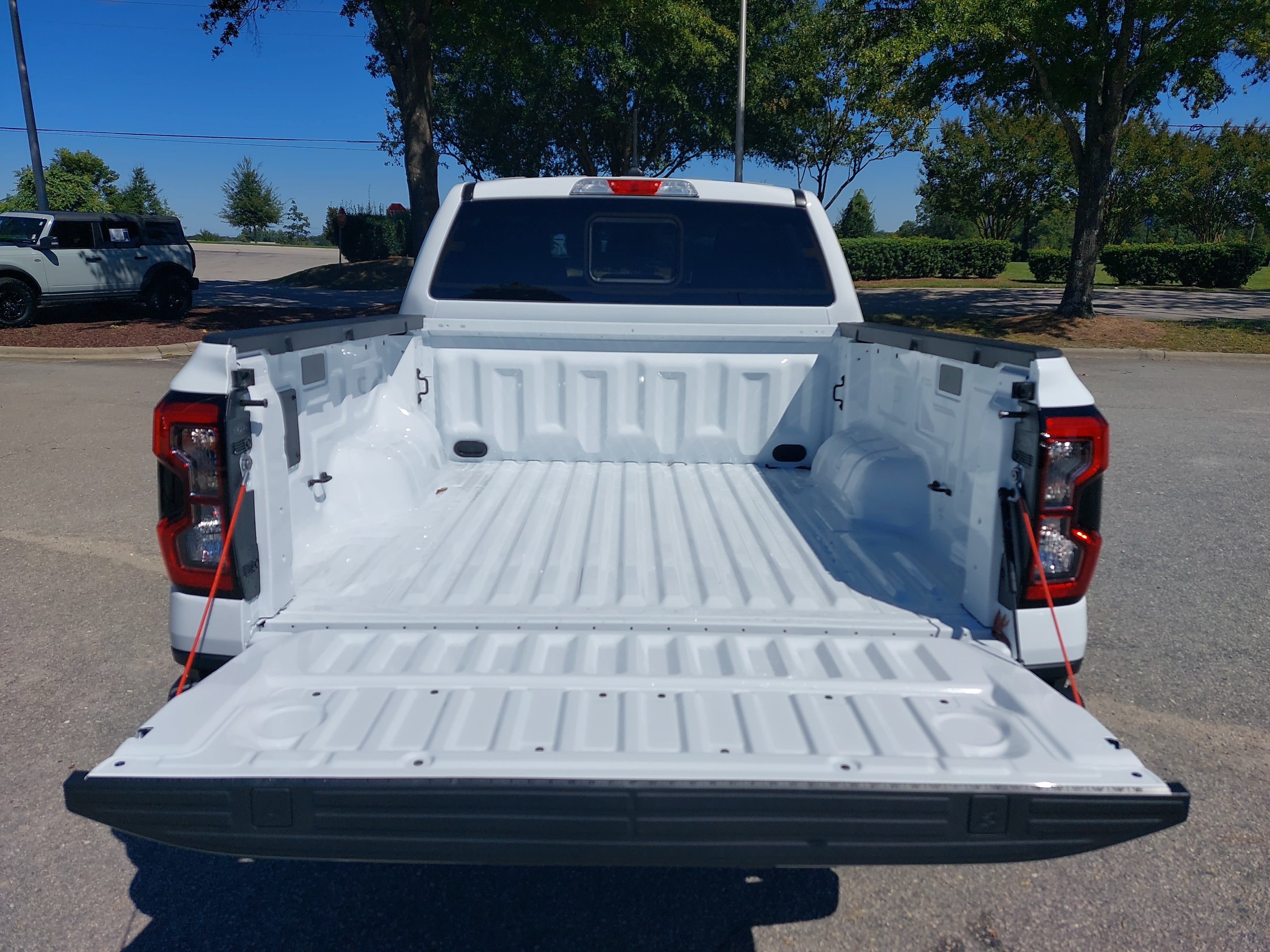 New 2026 Ford Ranger XLT w/ Equipment Group 301A High AWD/4WD image 13