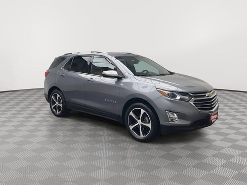 Used 2018 Chevrolet Equinox Premier image 37