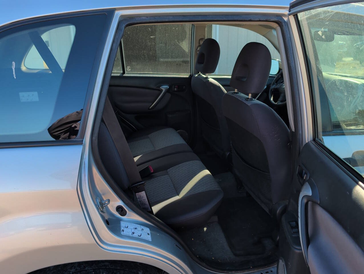 Used 2005 Toyota RAV4 2WD image 25