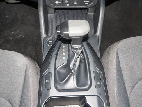 Used 2025 Kia K4 FWD image 20