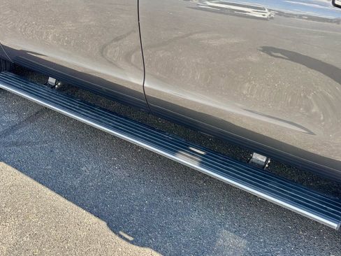 Used 2019 Ford Expedition Max Limited w/ Texas Edition Package image 22