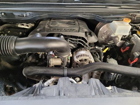 Used 2019 RAM 1500 Laramie image 30