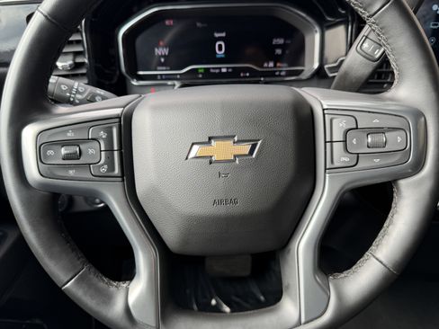 Used 2024 Chevrolet Silverado 1500 LT image 63