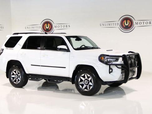 Used 2023 Toyota 4Runner TRD Off-Road image 6
