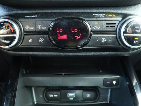 Used 2020 Kia Soul GT-Line Turbo image 45